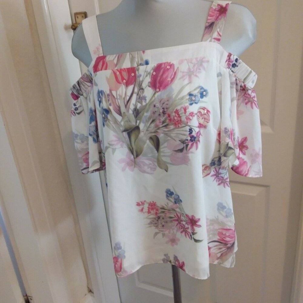top and short sleeves
